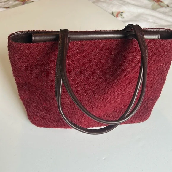 Vintage Kenneth Cole Maroon Red Wool with Dark Leather Trim Shoulder bag - Picture 6 of 11